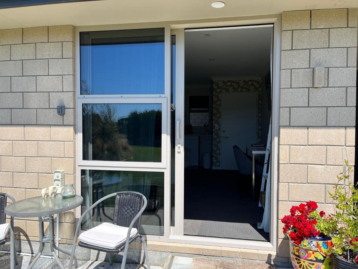 Ra-Ata Farm Bed and Breakfast Rangiora Buitenkant foto